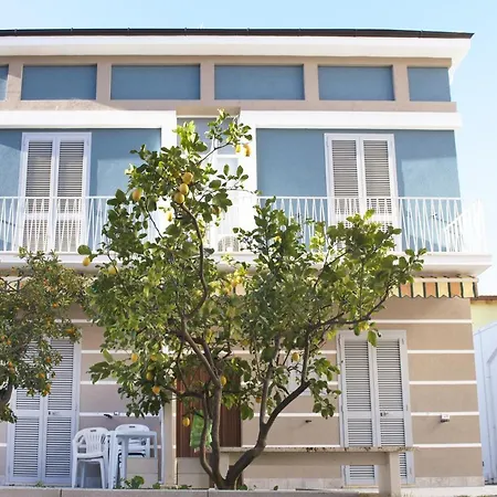 Smeraldo A1 Myho Casa דירה ג'וליאנובה